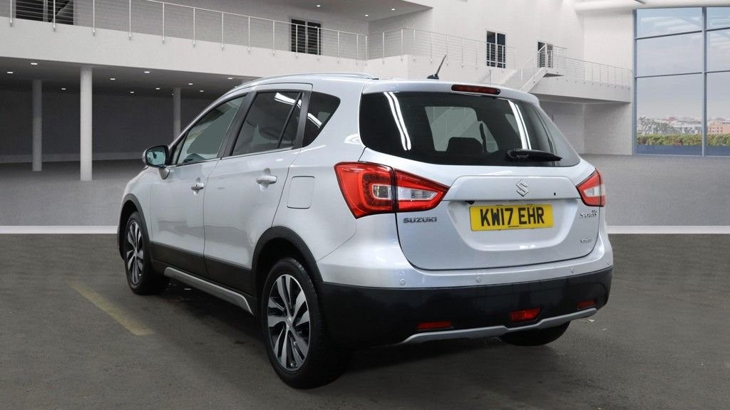 Used Suzuki SX4 S-Cross 2017 for sale - 77089366: Photo 3