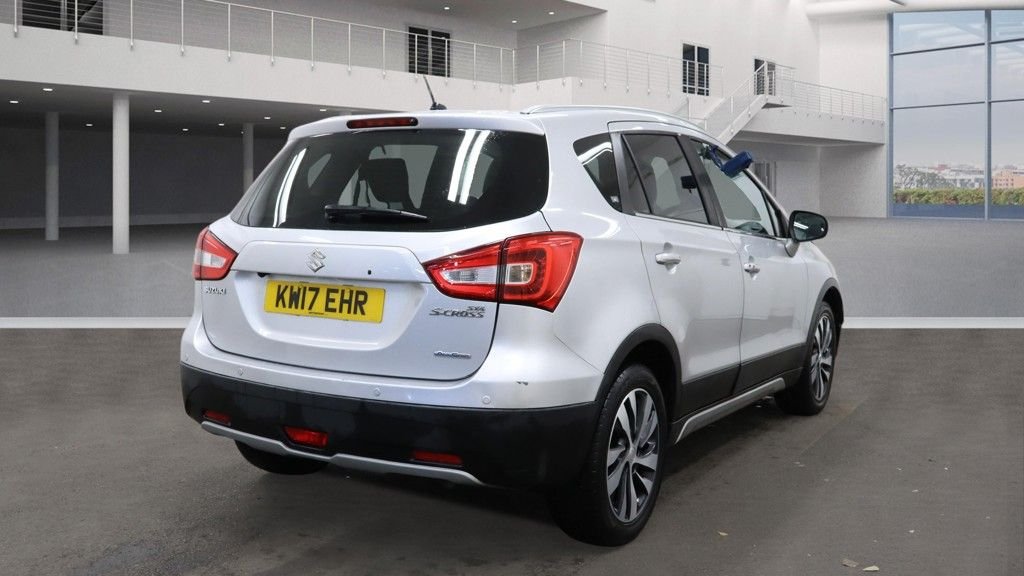 Used Suzuki SX4 S-Cross 2017 for sale - 77089366: Photo 4