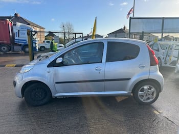 Used Peugeot 107 2012 for sale - 79643672: Photo