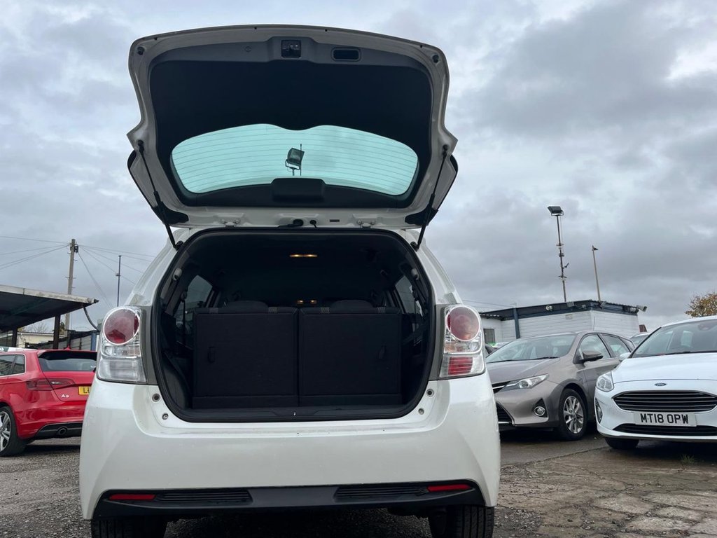 Used Toyota Verso 2015 for sale - 75947570: Photo 13