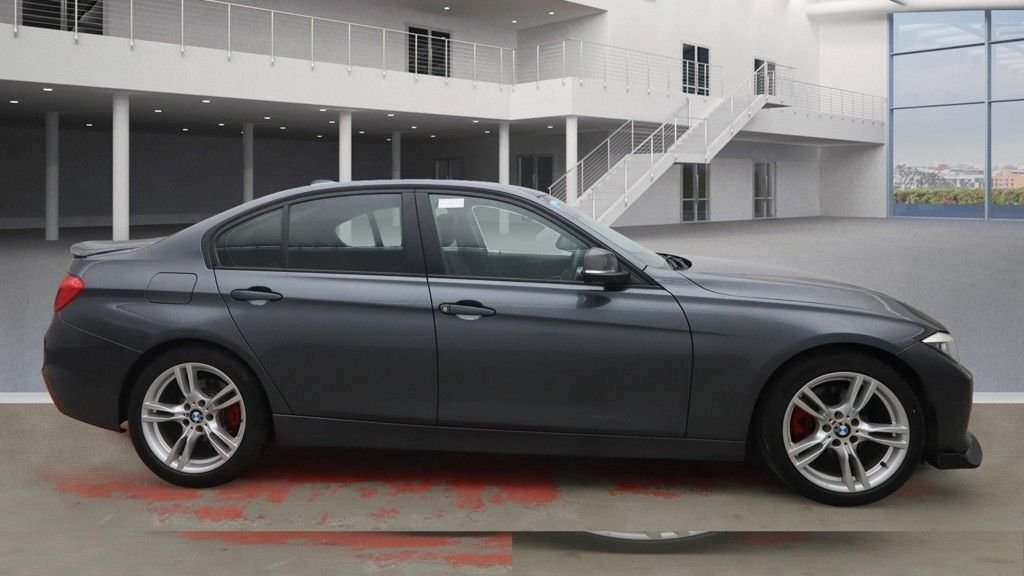 Used BMW 3 Series 2013 for sale - 76841276: Photo 2