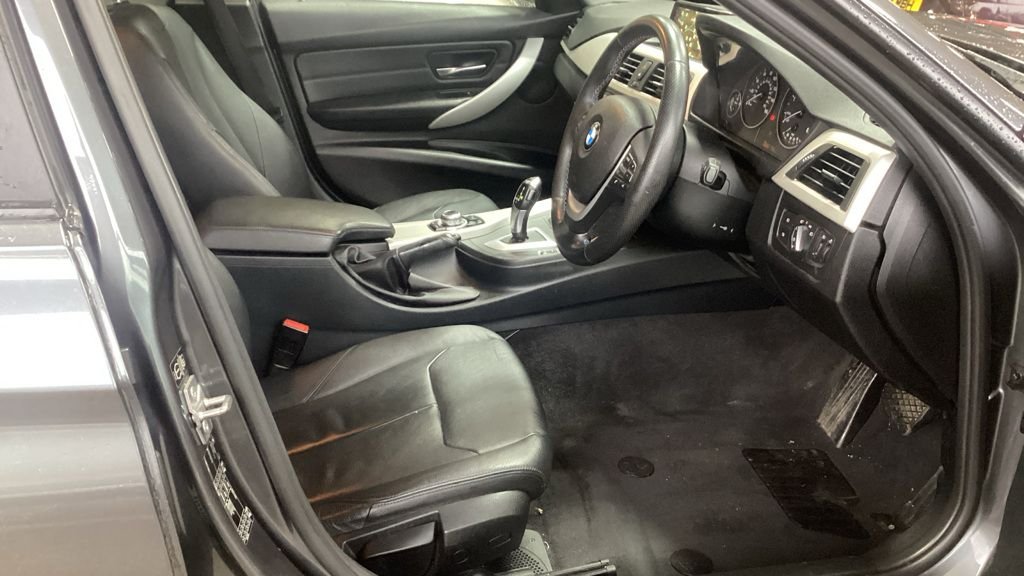 Used BMW 3 Series 2013 for sale - 76841276: Photo 8