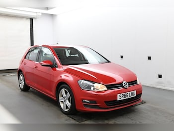 Used Volkswagen Golf 2017 for sale - 77594155: Photo