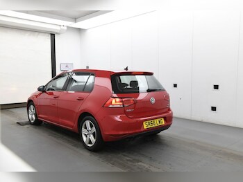 Used Volkswagen Golf 2017 for sale - 77594155: Photo