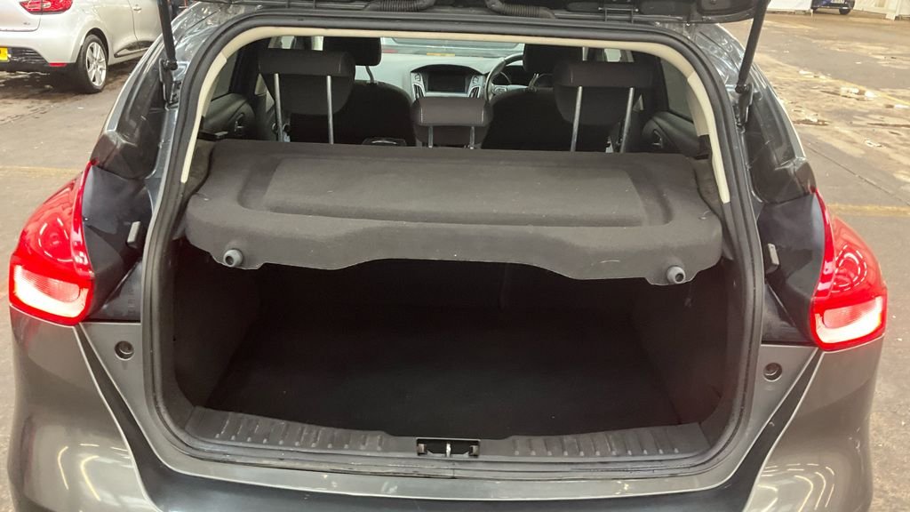 Used Ford Focus 2018 for sale - 76570443: Photo 7