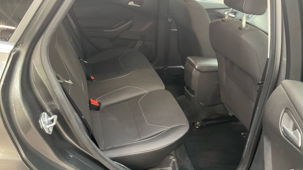 Used Ford Focus 2018 for sale - 76570443: Photo 9