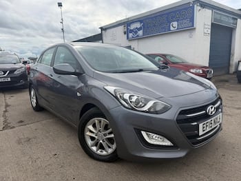 Used Hyundai i30 2015 for sale - 79768892: Photo