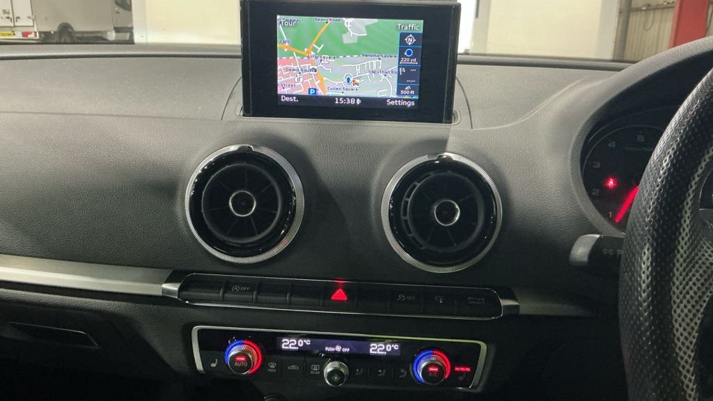 Used Audi A3 2014 for sale - 76867879: Photo 17