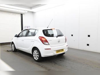 Used Hyundai i20 2014 for sale - 78372333: Photo