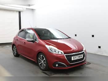 Used Peugeot 208 2017 for sale - 79647931: Photo