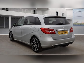 Used Mercedes-Benz B Class 2013 for sale - 77241583: Photo