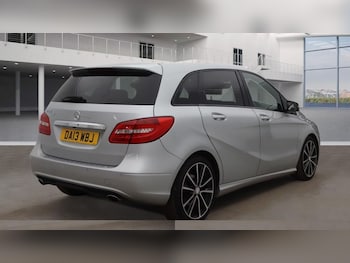 Used Mercedes-Benz B Class 2013 for sale - 77241583: Photo