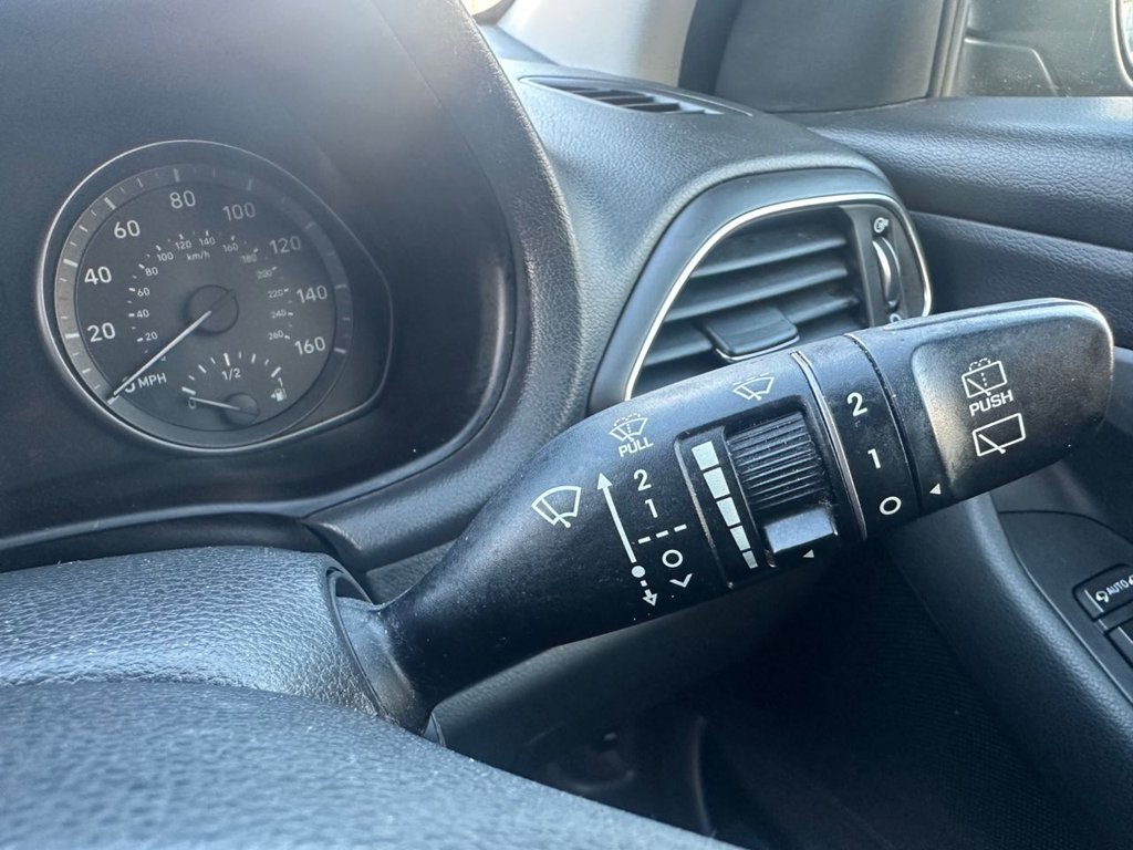 Used Hyundai i30 2017 for sale - 76367892: Photo 15