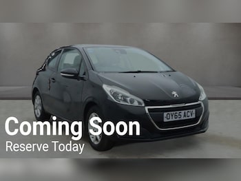 Used Peugeot 208 2015 for sale - 77937055: Photo
