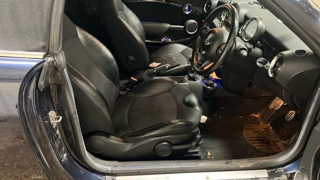 Used MINI Roadster 2012 for sale - 76868023: Photo 8