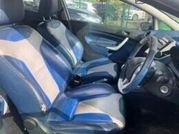 Used Ford Fiesta 2011 for sale - 76255949: Photo 6