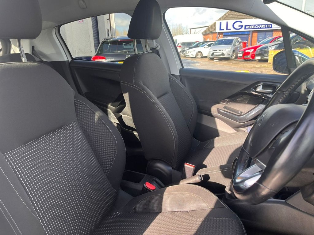 Used Peugeot 208 2015 for sale - 78002662: Photo 21
