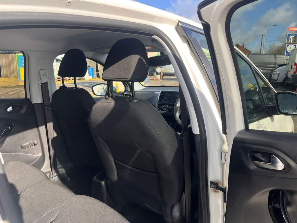 Used Peugeot 208 2015 for sale - 78002662: Photo 25