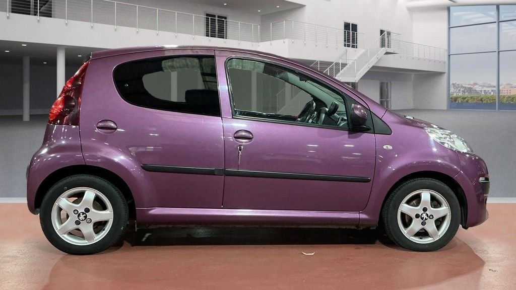 Used Peugeot 107 2014 for sale - 76376021: Photo 2
