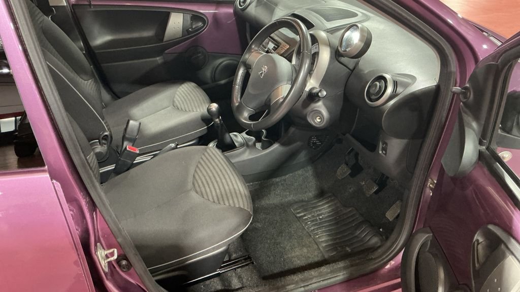 Used Peugeot 107 2014 for sale - 76376021: Photo 7
