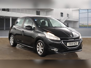 Peugeot - 208