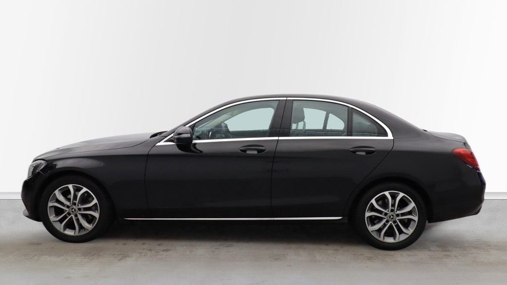 Used Mercedes-Benz C Class 2018 for sale - 77227535: Photo 5