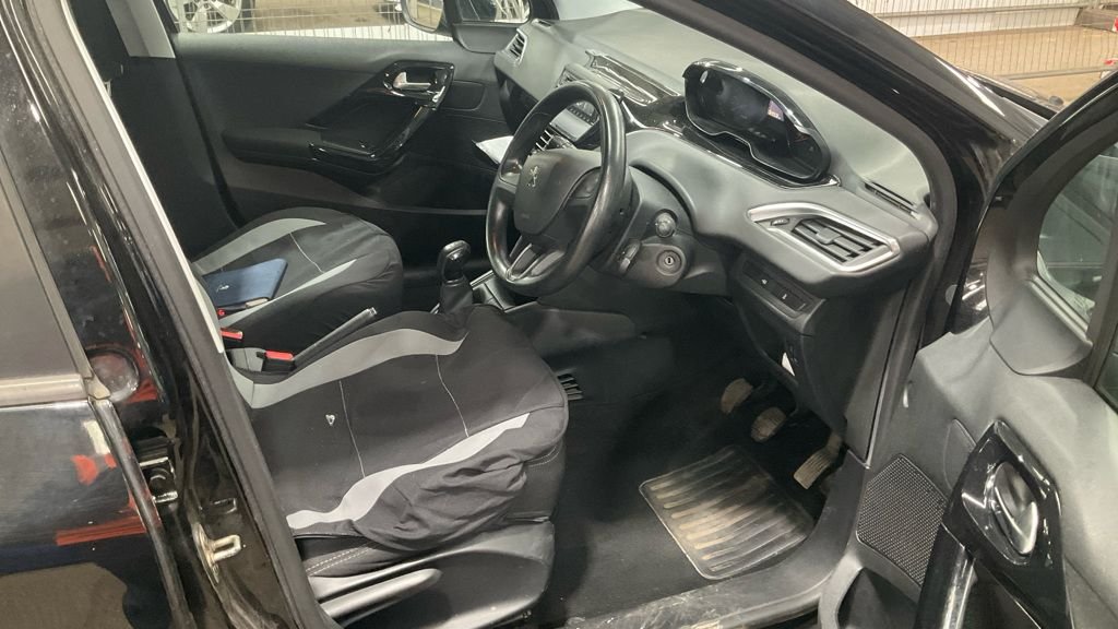 Used Peugeot 208 2014 for sale - 78180756: Photo 10