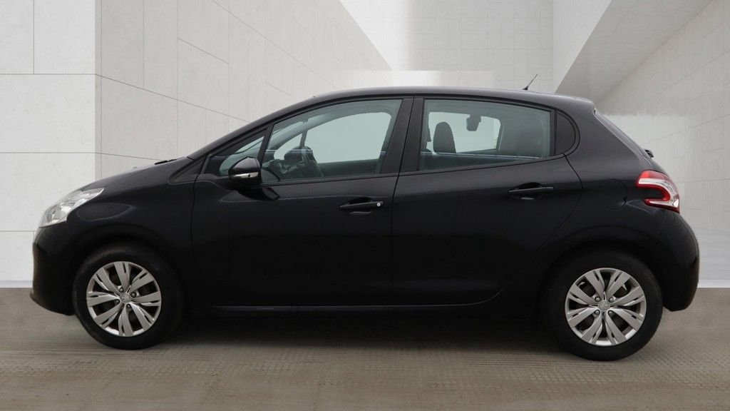 Used Peugeot 208 2014 for sale - 78180756: Photo 7