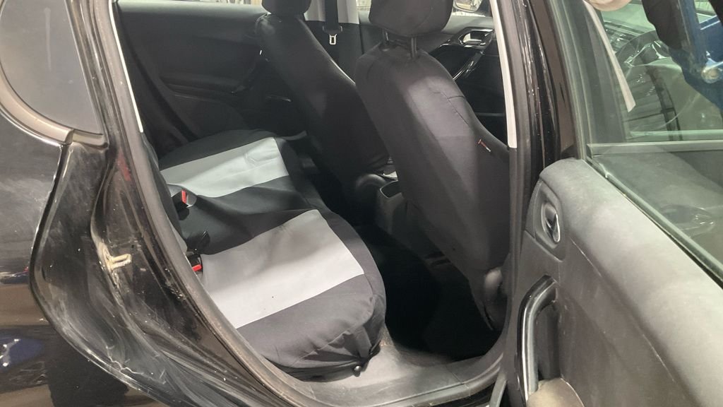 Used Peugeot 208 2014 for sale - 78180756: Photo 9