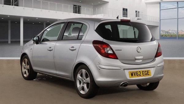 Used Vauxhall Corsa 2012 for sale - 76323120: Photo 3