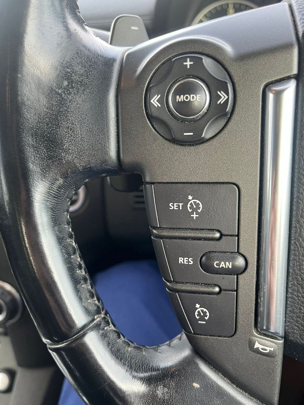 Used Land Rover Discovery 4 2012 for sale - 76841143: Photo 27