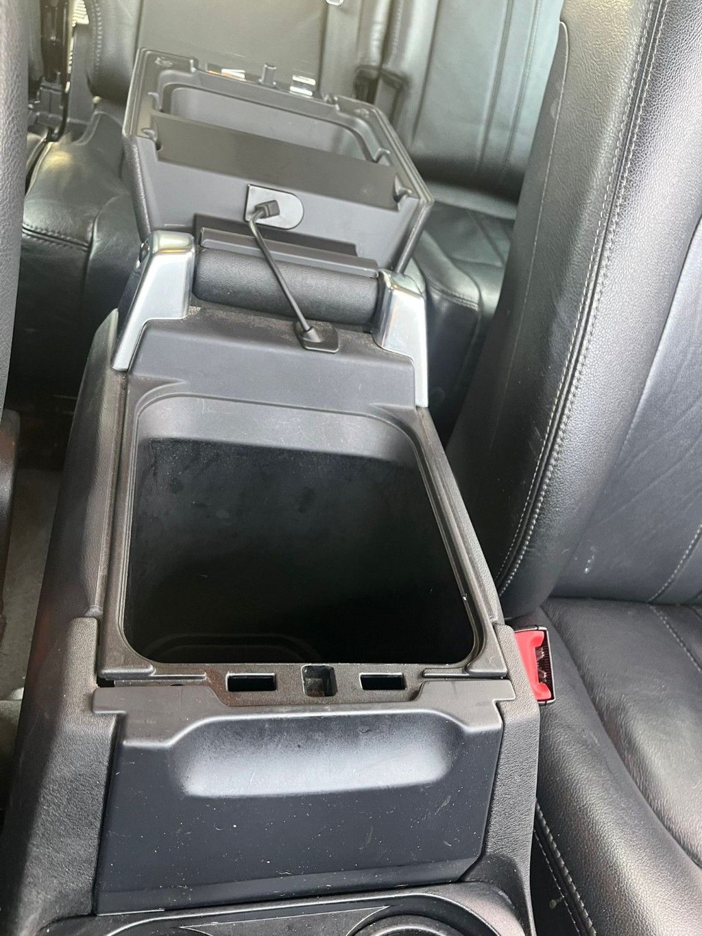 Used Land Rover Discovery 4 2012 for sale - 76841143: Photo 33