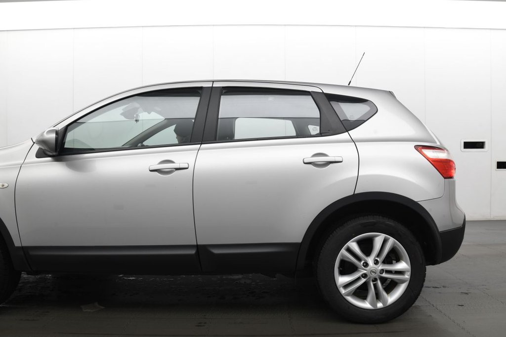 Used Nissan Qashqai 2013 for sale - 77806907: Photo 15