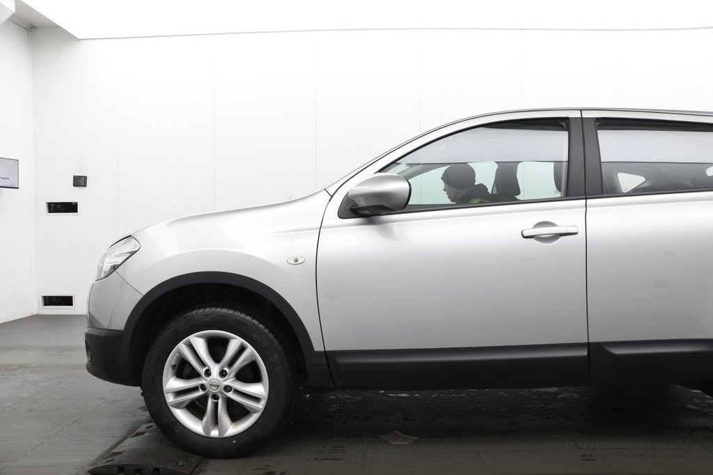 Used Nissan Qashqai 2013 for sale - 77806907: Photo 4