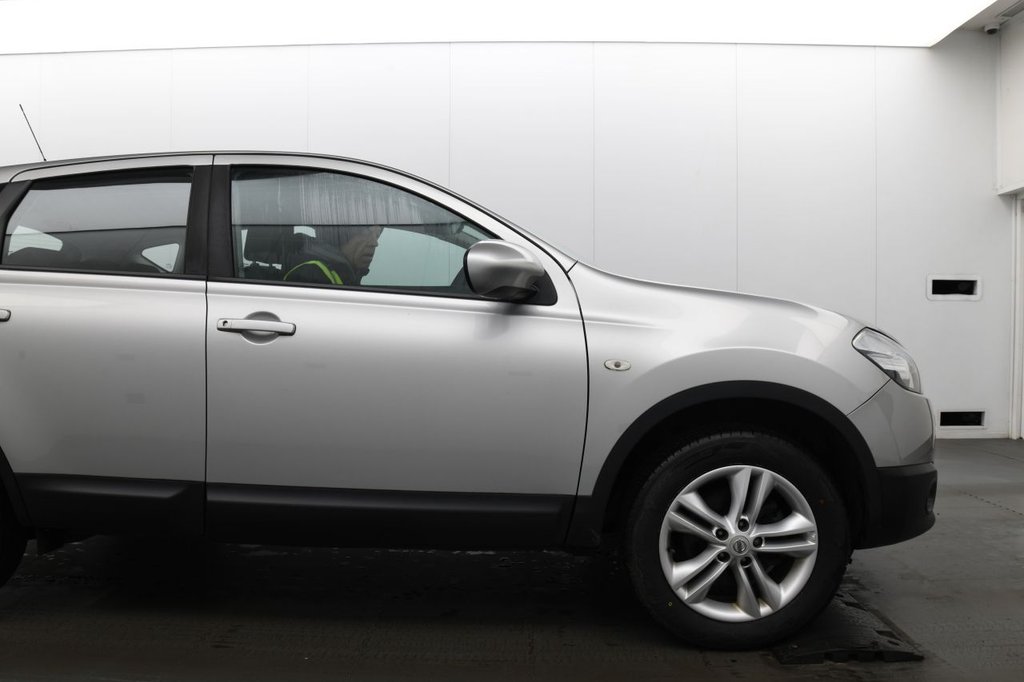 Used Nissan Qashqai 2013 for sale - 77806907: Photo 9