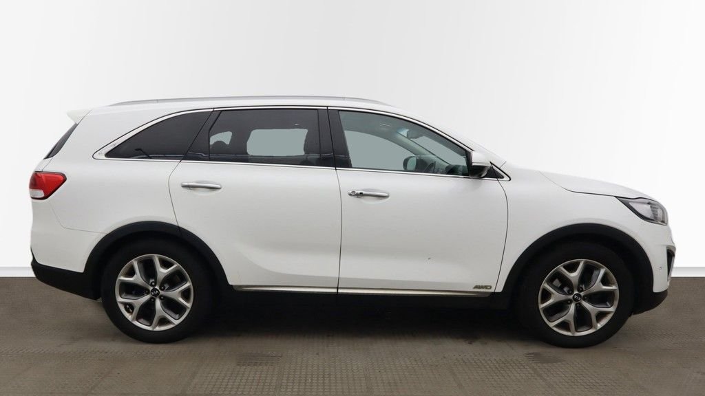 Used Kia Sorento 2016 for sale - 77236607: Photo 2
