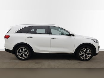 Used Kia Sorento 2016 for sale - 77236607: Photo