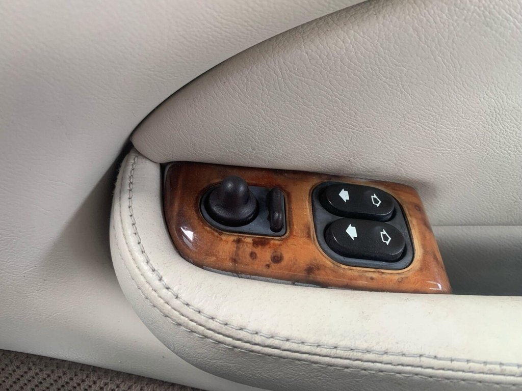 Used Jaguar XK8 1999 for sale - 77249892: Photo 21