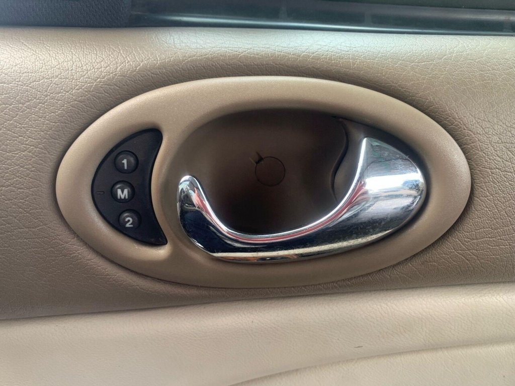 Used Jaguar XK8 1999 for sale - 77249892: Photo 26