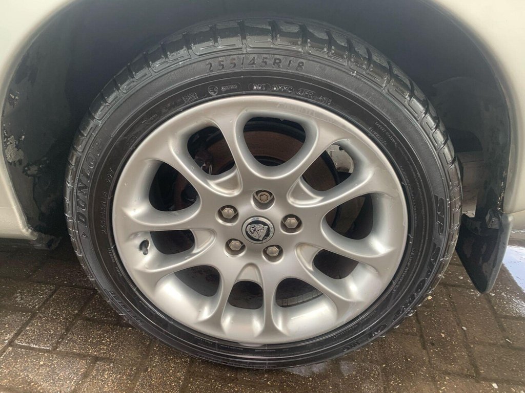 Used Jaguar XK8 1999 for sale - 77249892: Photo 28