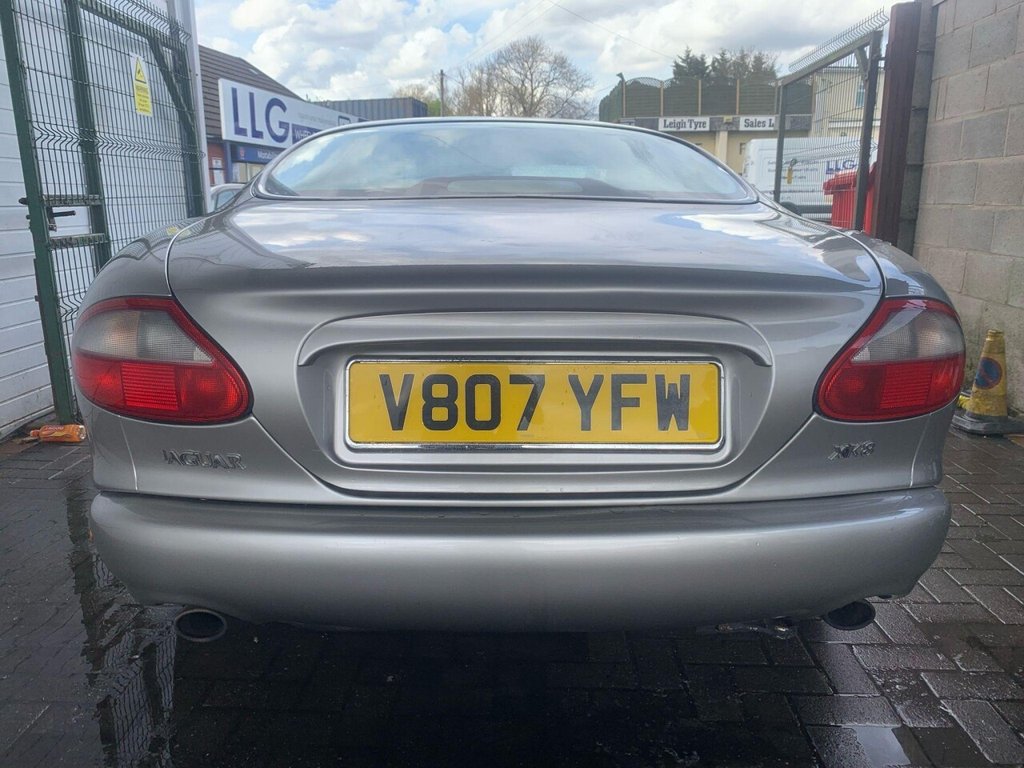 Used Jaguar XK8 1999 for sale - 77249892: Photo 6