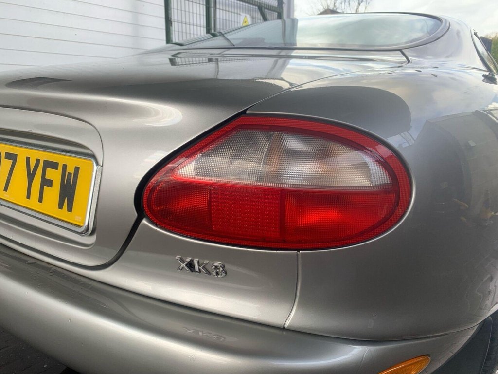 Used Jaguar XK8 1999 for sale - 77249892: Photo 8