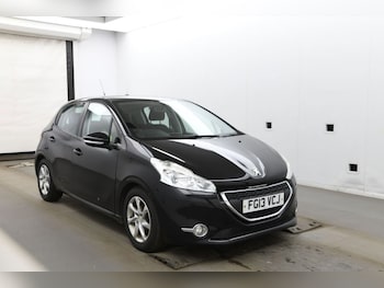 Used Peugeot 208 2013 for sale - 78514387: Photo