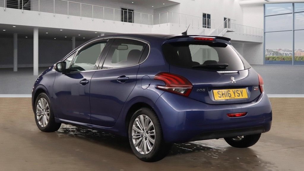 Used Peugeot 208 2016 for sale - 77703879: Photo 8