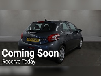 Used Peugeot 208 2014 for sale - 77967662: Photo