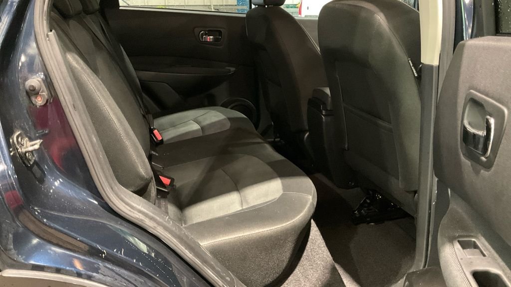 Used Nissan Qashqai 2011 for sale - 76430216: Photo 9