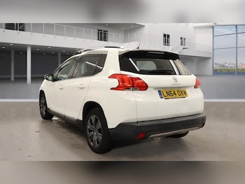 Used Peugeot 2008 2015 for sale - 76783783: Photo