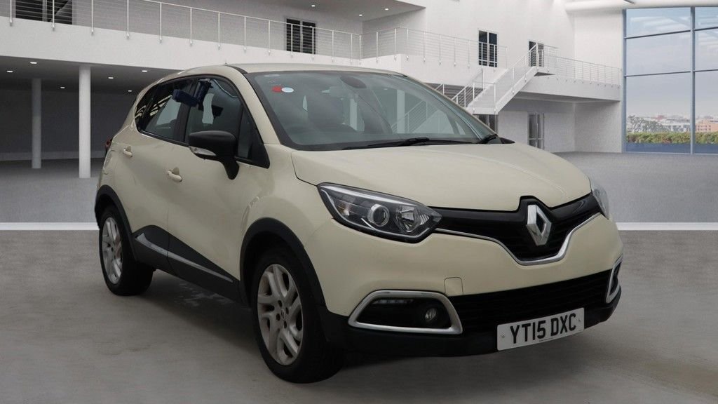 Used Renault Captur 2015 for sale - 77936860: Photo 2