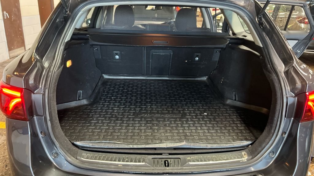 Used Toyota Avensis 2018 for sale - 77967671: Photo 13