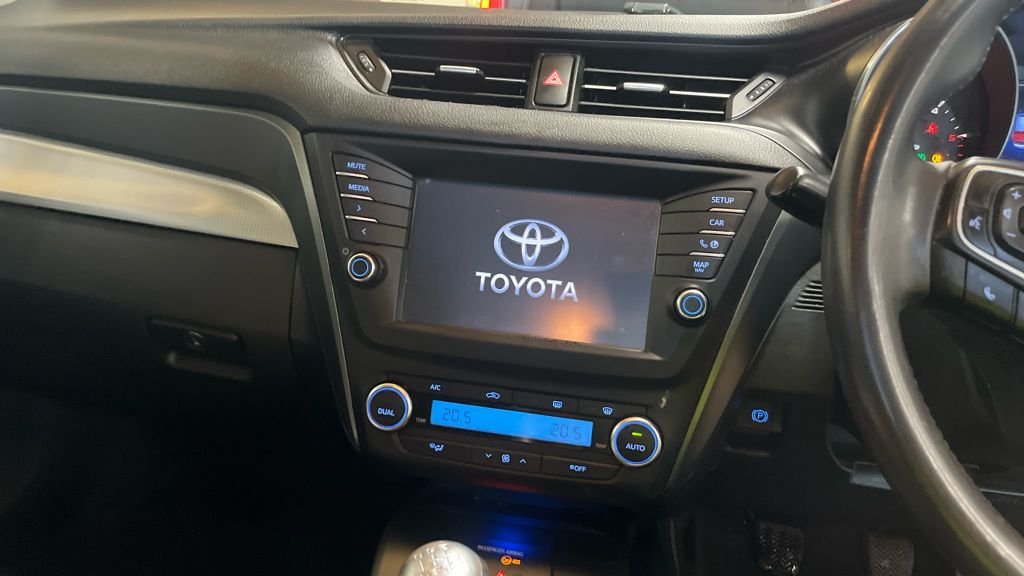 Used Toyota Avensis 2018 for sale - 77967671: Photo 17